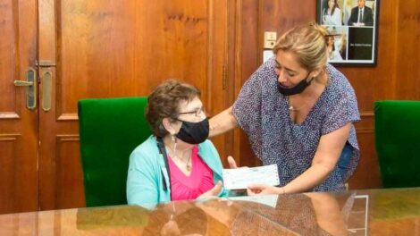 Entregan subsidio al Círculo de Radioaficionados Venancio Bonet