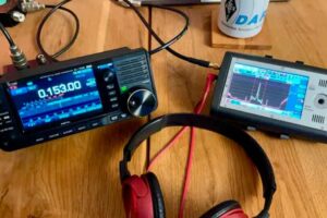 SWL con Reuter Pocket y el Icom IC-705