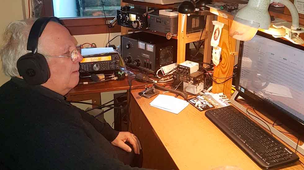 74 años de edad y 54 años como radioaficionado