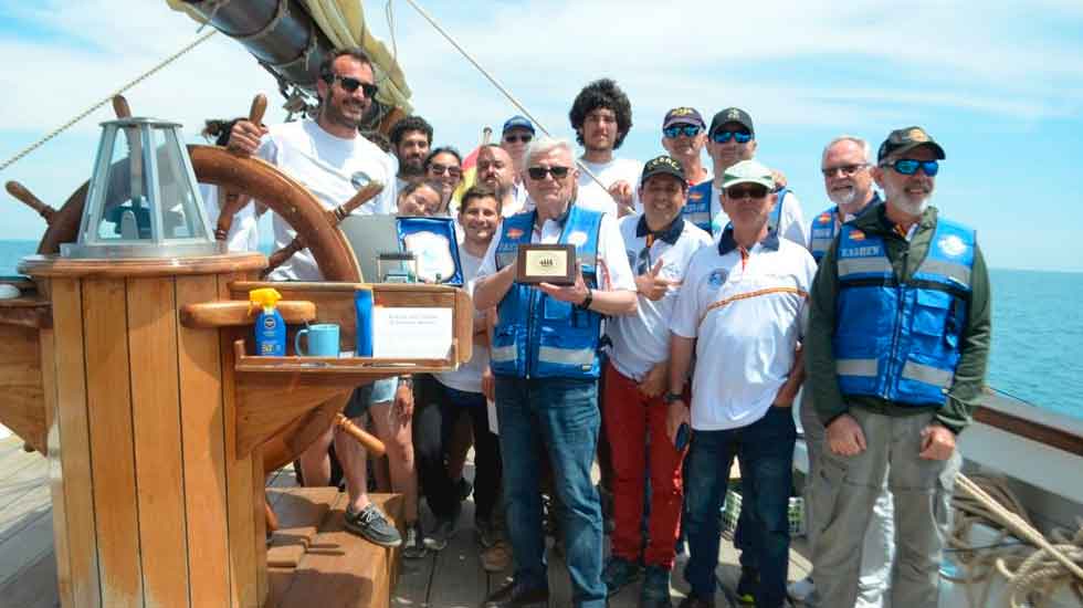 Radioaficionados trasmitieron desde el pailebote "Pascual Flores"