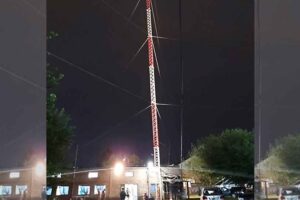 El radio Club Rosario cuenta con una nueva torre de 60 metros