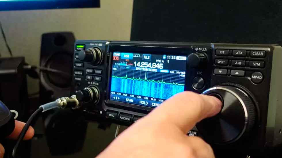 Radioaficionados ven oportunidad de crecimiento con nueva Ley