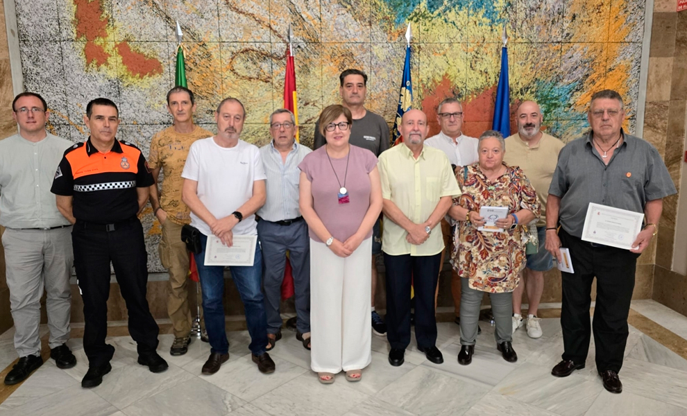 Gobierno en Castellón reconoce la labor de cuatro radioaficionados